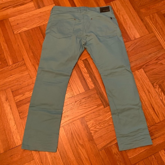 Buffalo David Bitton 36 x 32 beautiful teal pants - Picture 10 of 10